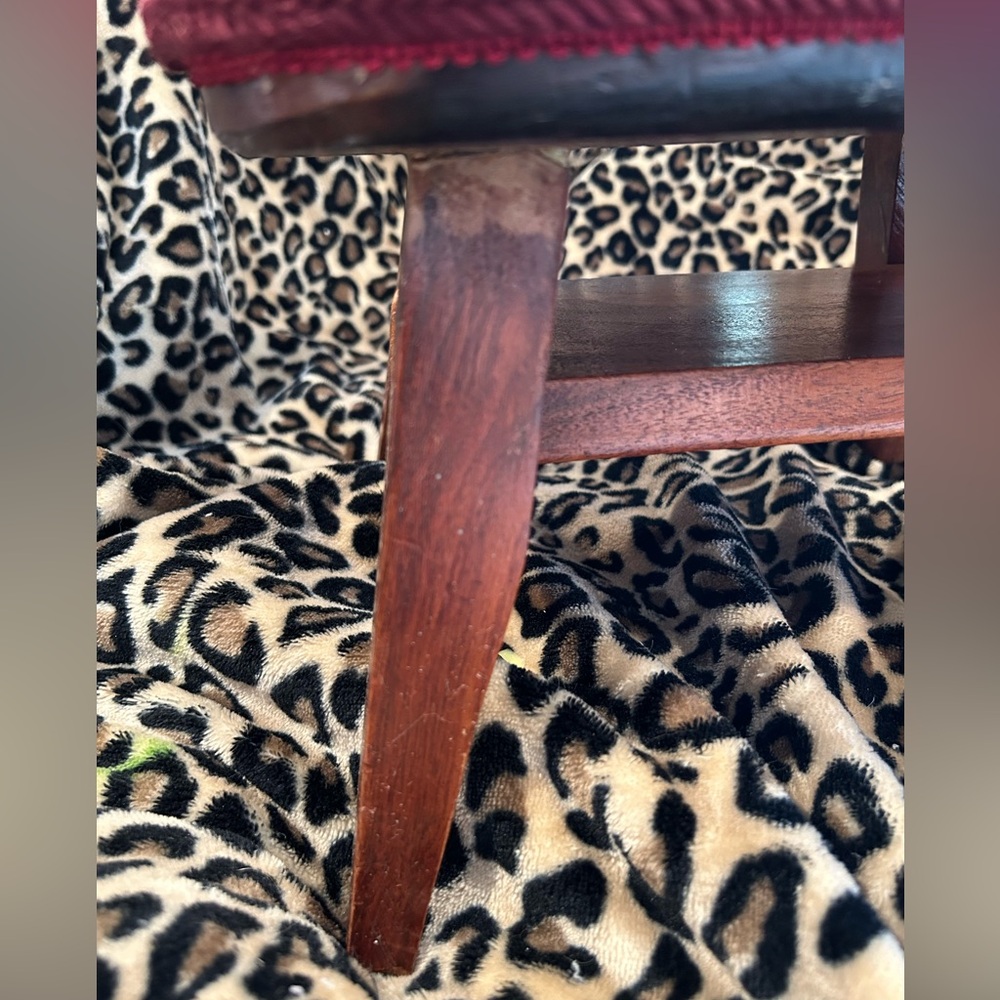 Antique Primitive HEAVY Sturdy Footstool 12x11x9 - Picture 8 of 15